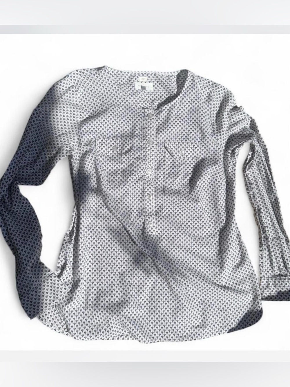 LOFT 100% cotton Sheer Scoop Neck Blouse S Lightweight Button Front Chic Top